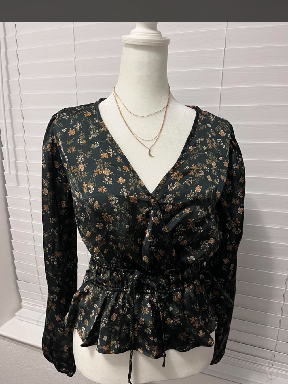 Floral V-Neck Dark Green Peplum Blouse